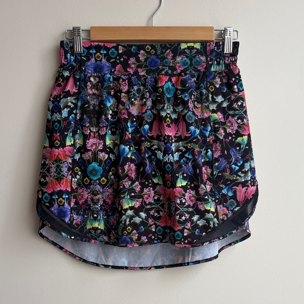 Lululemon Floral Athletic Skort Multicolor Elastic Waist Women's Activewear